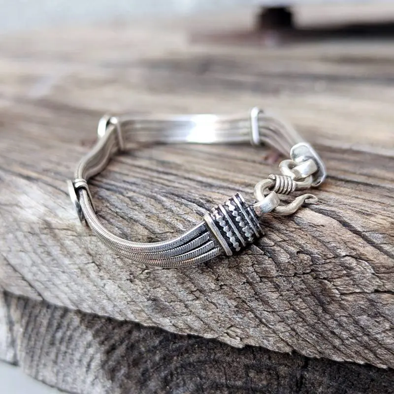 Pulsera de malla de serpiente en plata