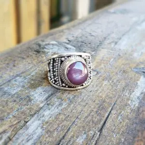 Silver and Indian ruby ​​ring