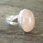 Bague quartz rose cabochon