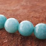 Collier ras de cou bleu MISS