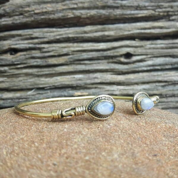 Moonstone ausgefalene Bangle Armband