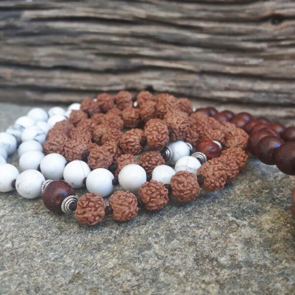 Colar Rudraksha mala