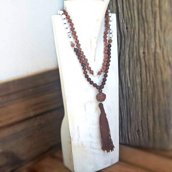 Colar Rudraksha mala