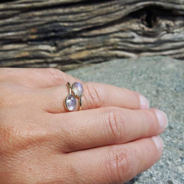 Golden moonstone ring ZI