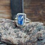 Bague ethnique en kyanite ajustable