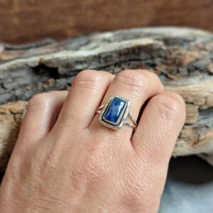 Bague ethnique en kyanite ajustable