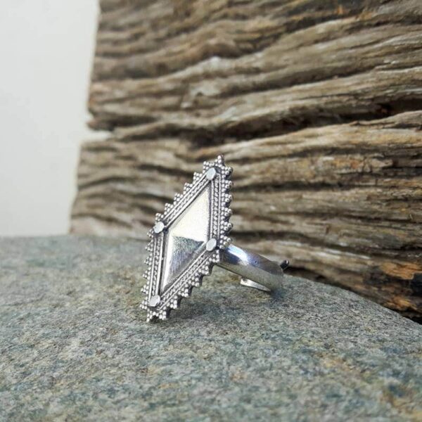 Silver adjustable bohochic ring