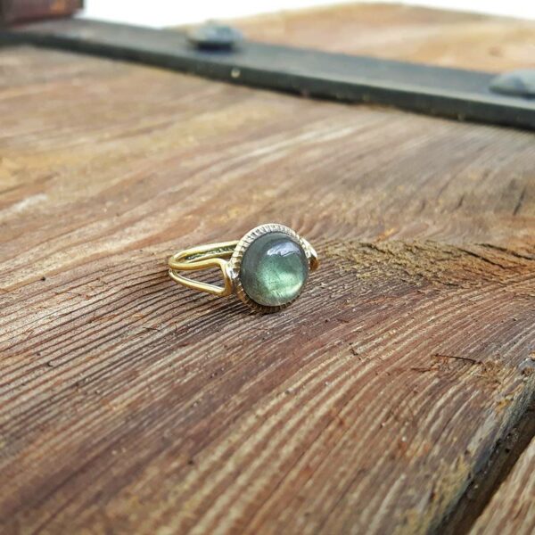 MARIE-ANTOINETTE fine golden labradorite ring