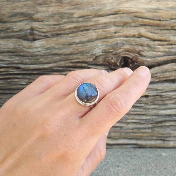 AMAYA labradorite ring