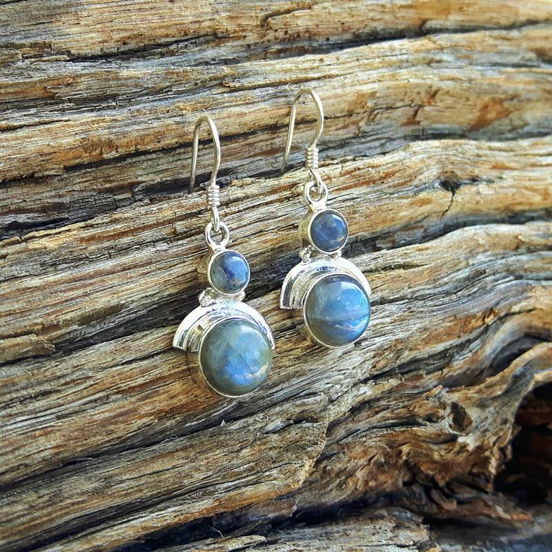 Boucles d'oreilles petites lunes labradorite