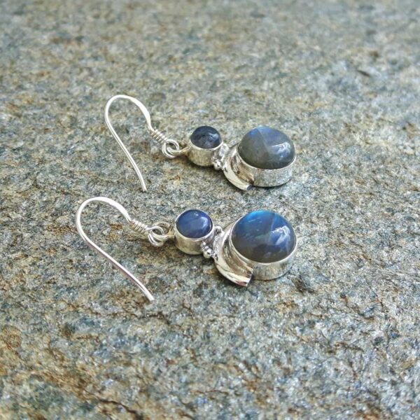 Boucles d'oreilles petites lunes labradorite