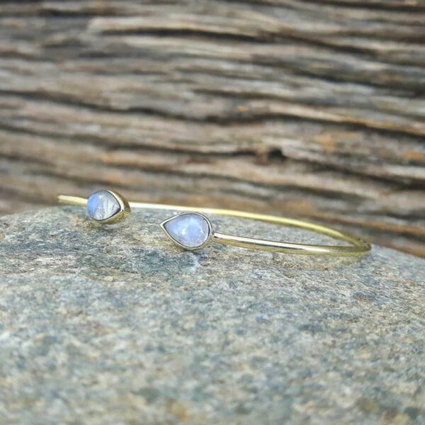 Gotas de pulseira moonstone