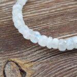 Bracelet doré pierre de lune EVA