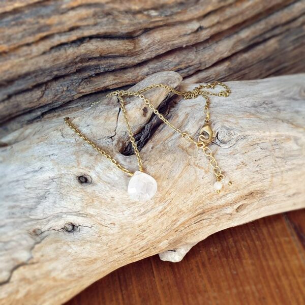 Collier fin pierre de lune EVA