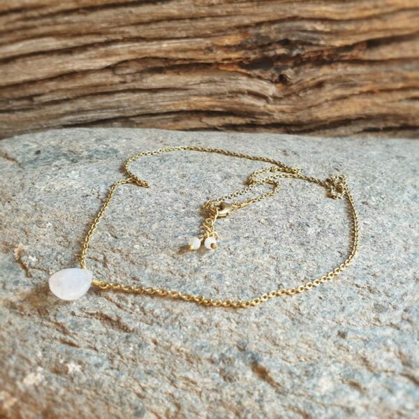 Collier fin pierre de lune EVA