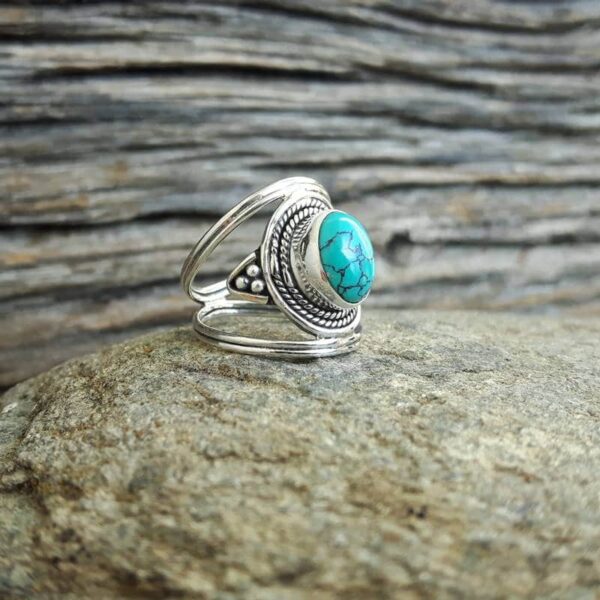 Turquoise ethnic ring