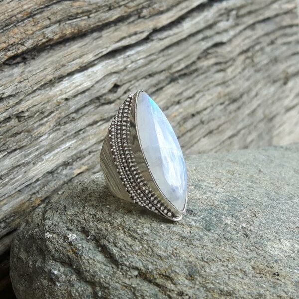 Bague pierre de lune OBLONGUE