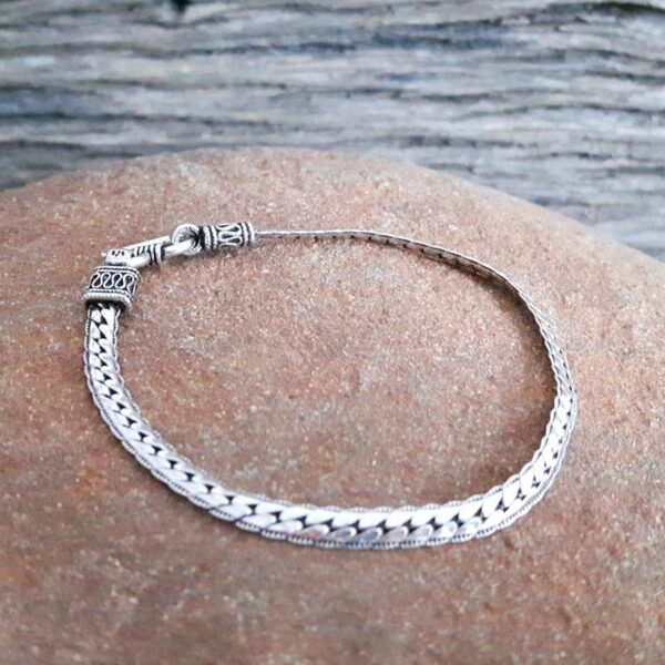 Bracciale in argento a maglia serpente piatta