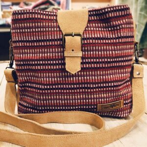 Bolso étnico-chic burdeos NAMASTE