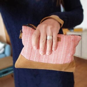 Abgenutzte Ethik-Clutch