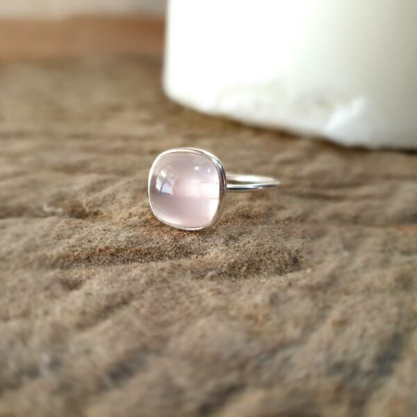 Bague fine en quartz rose MILO