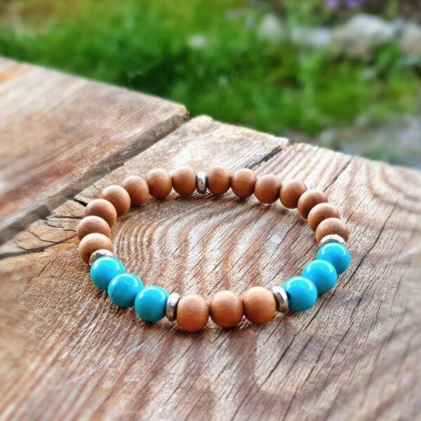 Bracelet en turquoise et bois de santal