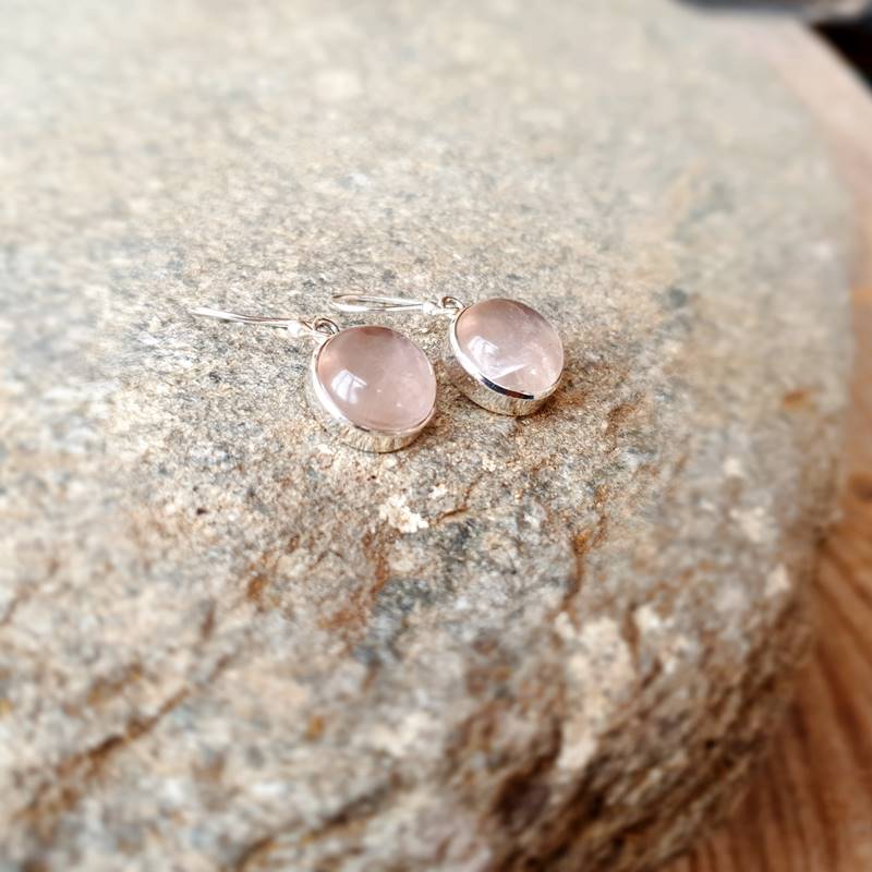 Серебряные серьги из розового кварца - дизайнерские украшения OMYOKI