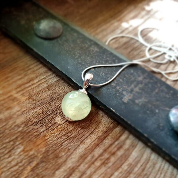 Green chalcedony pendant