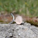 Bague ajustable quartz rose argent