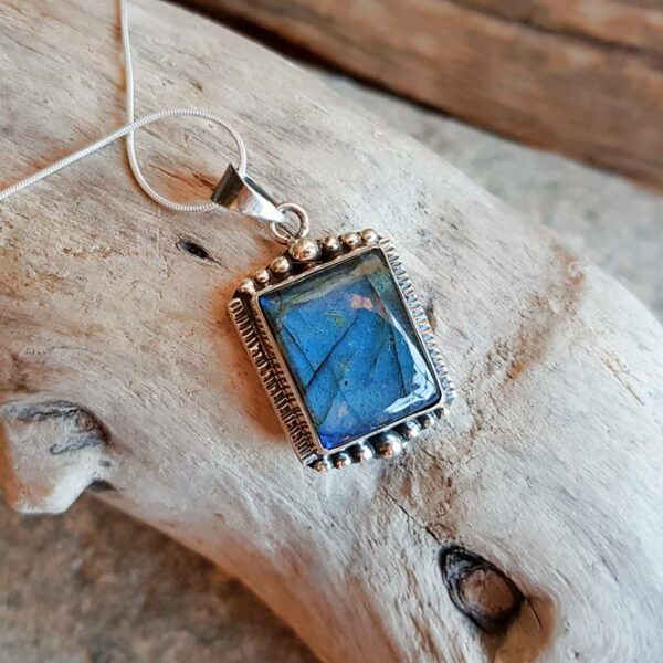 Pendentif labradorite BAROQUE