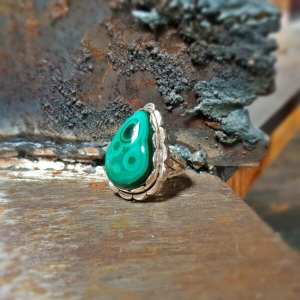 Adjustable silver malachite ring