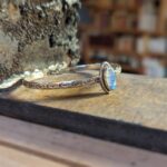 Bracelet jonc pierre de lune argent