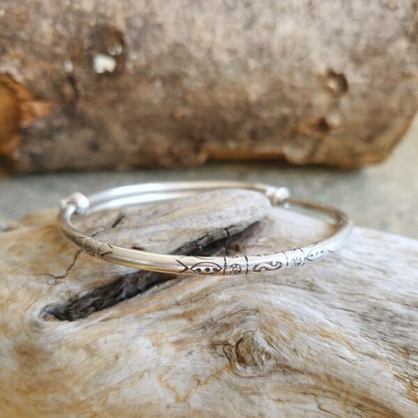 Brazalete de plata ajustable THAI