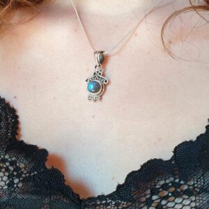 Small silver labradorite pendant