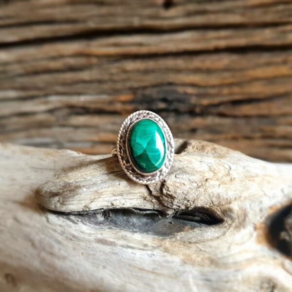 Silver malachite ring