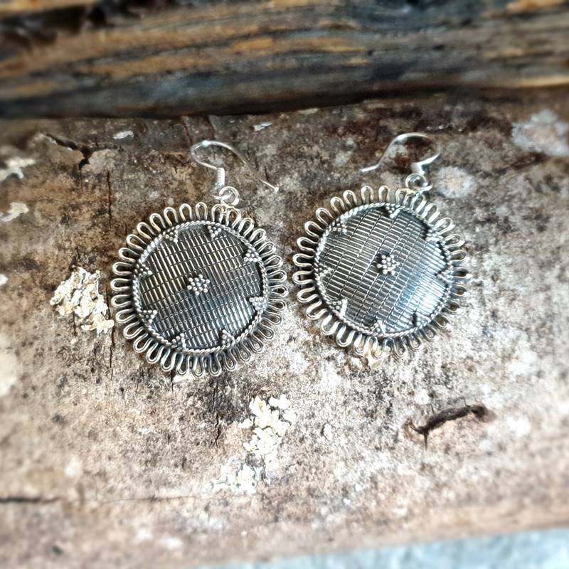 handcrafted　jewelry　エスニックシルバーイヤリング　OMYOKI
