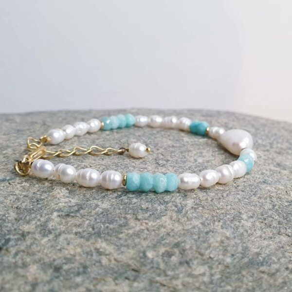 Bracelet in cultured pearls and amazonite YLANG