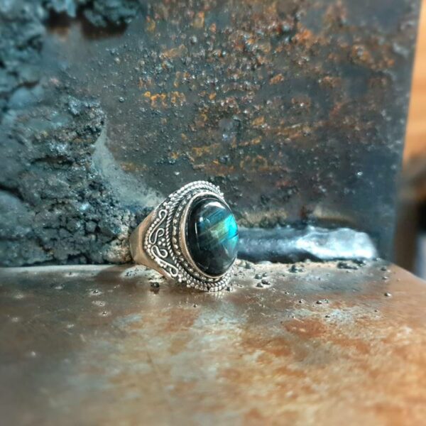 Anello in argento labradorite