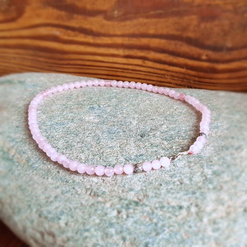 NATURE rose quartz necklace