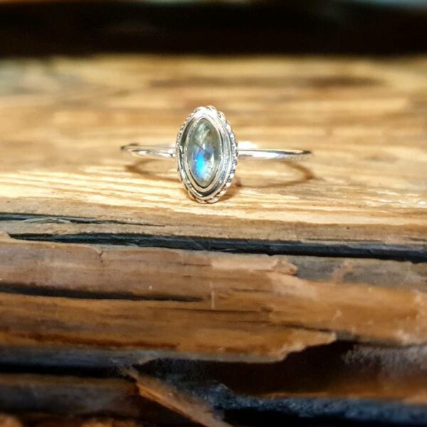 Bague labradorite ajustable minimaliste