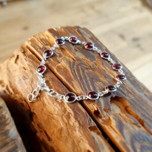 SISSI silver garnet bracelet