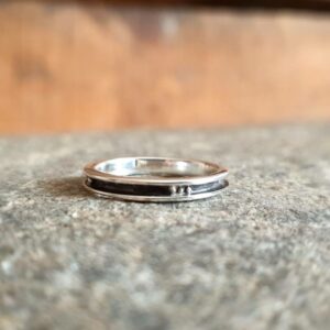 BÜ silver minimalist ring