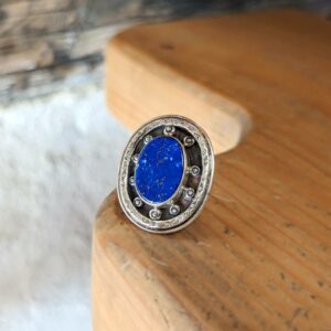 Lapis lazuli rudder ring