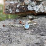 Bracelet jonc pierre de lune argent