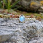 Bracelet jonc pierre de lune argent