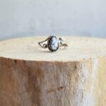 Bague ajustable argent et opale dendritique