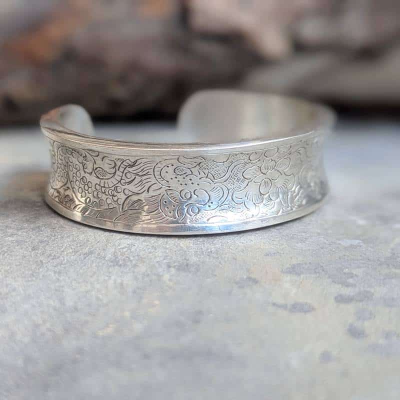 Jonc ethnique en argent NÉPAL Jonc ethnique en argent NÉPAL