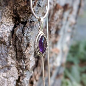 Pendentif en améthyste et argent