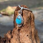 Petit pendentif ethnique argent et turquoise