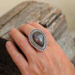 Grosse bague labradorite ethnique